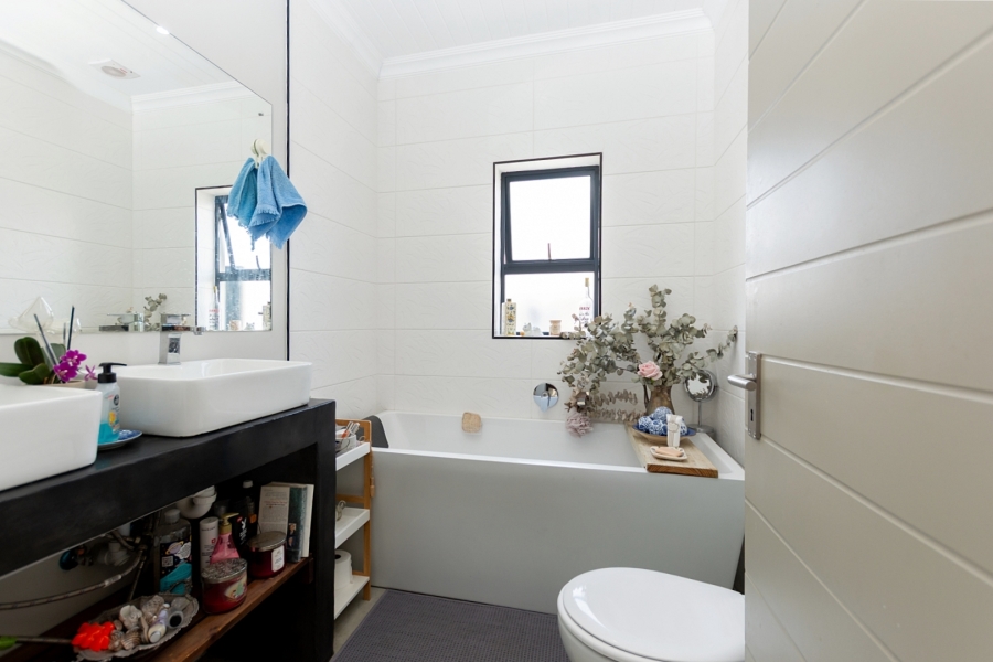 3 Bedroom Property for Sale in Atlantic Sands Private Estate Western Cape